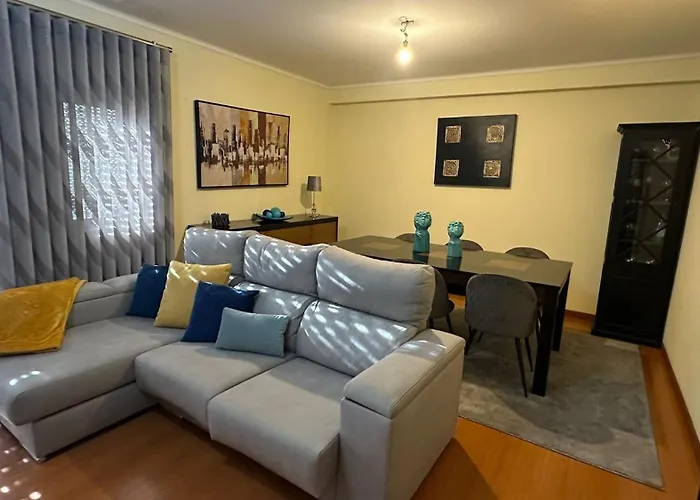 Chilas 波瓦－迪瓦尔津